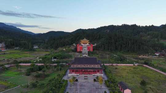 4k60-贵州省梵净山风景区大金佛寺航拍