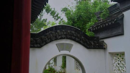 江南庭院古建筑屋檐雨滴雨景视频素材模板下载