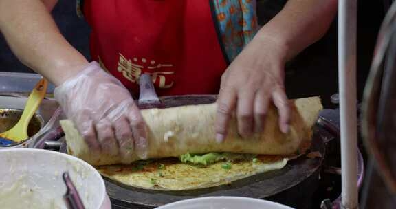 夜市里的小吃摊 做煎饼 人间烟火 小本生意