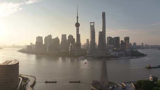 上海航拍东方明珠大气上海