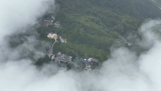 航拍福建宁德福鼎太姥山海上仙山风光