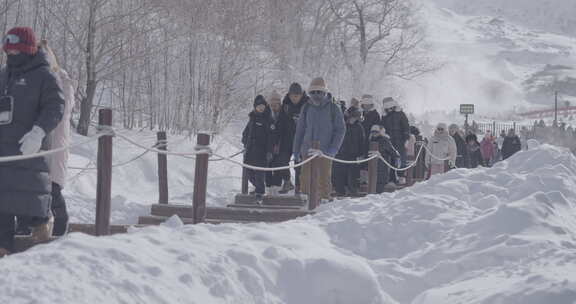 被雪覆盖的长白山北坡景区风光