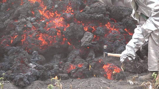 火山爆发的岩石