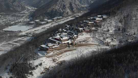 五台山南山寺雪景航拍