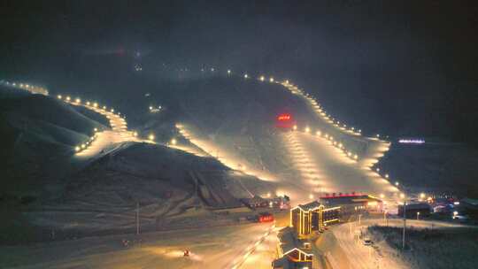 阿勒泰市 将军山滑雪场夜景风光航拍 新疆