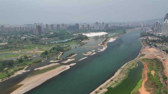 西双版纳景洪城市中的河流澜沧江自然风光