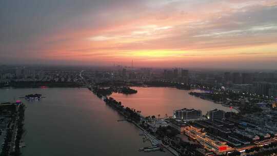 航拍山东聊城东昌湖景区夜景