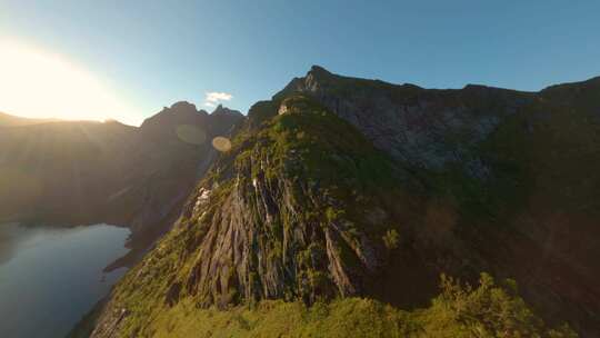 FPV航拍飞跃山川湖泊