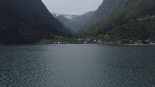 泻湖，海岸，房屋，山脉