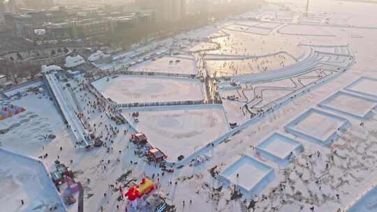 哈尔滨松花江上冬季冰雪嘉年华航拍