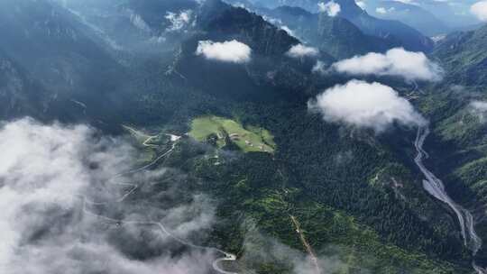 扎尕那高山云海自然风景航拍