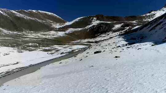 西藏高原雪山山峰山脊雪景自然风光航拍视频素材模板下载