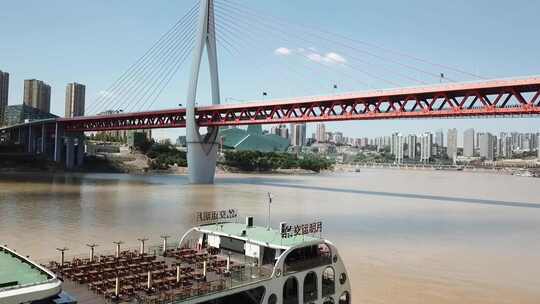 重庆长江大桥城市交通轮船渡口视频素材模板下载