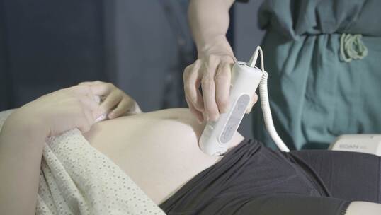 听孕妇胎心孕妇检查产妇检查孕产妇胎心检查