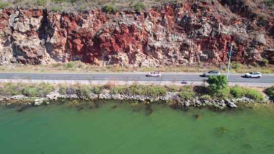 大理洱海海边公路开着跑车自驾游航拍