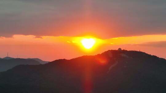 太阳落山 日落西山 晚霞 火烧云 落日