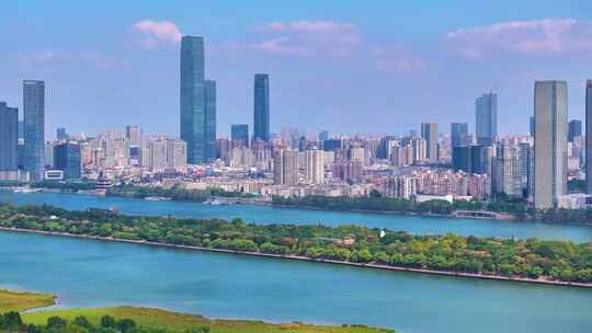 湖南长沙湘江江滩公园航拍橘子洲岳麓山风景