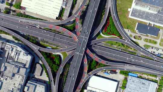 城市交通车水马龙-立交桥高架路车流