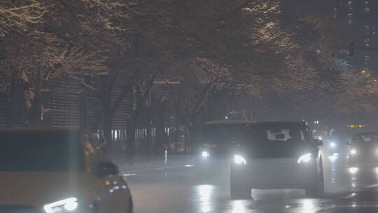 冬天夜晚雪景空镜头