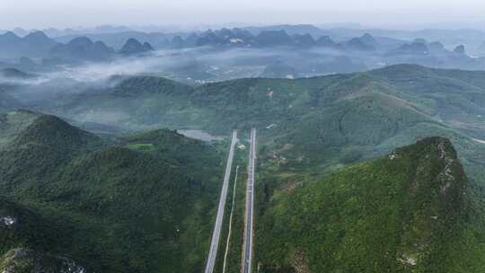 广西山区高速公路延时