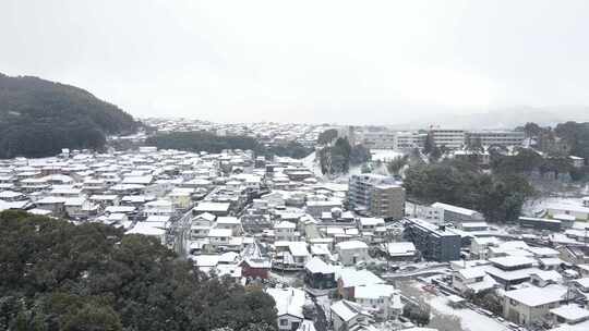 雪村的航拍镜头