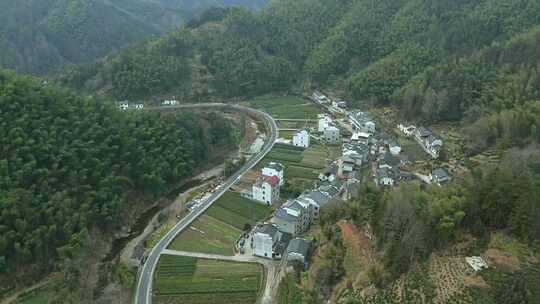 徽州天路西入口渔潭村风景