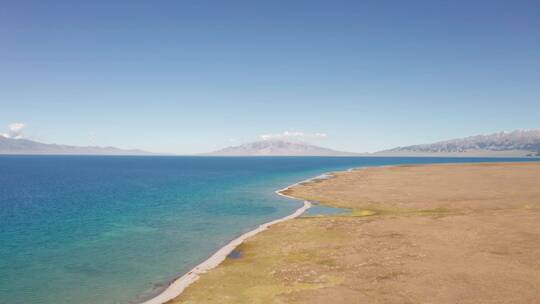 中国新疆赛里木湖夏季风景