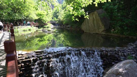 洛阳龙潭大峡谷旅游生态森林河流景点