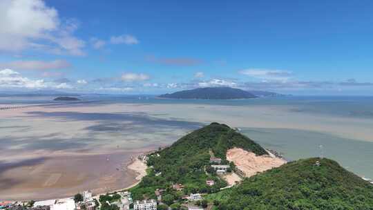 大海海洋蓝天白云海岛航拍