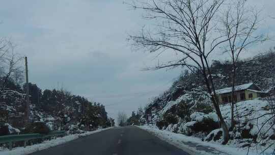 冬天车窗外冬天雪景实拍