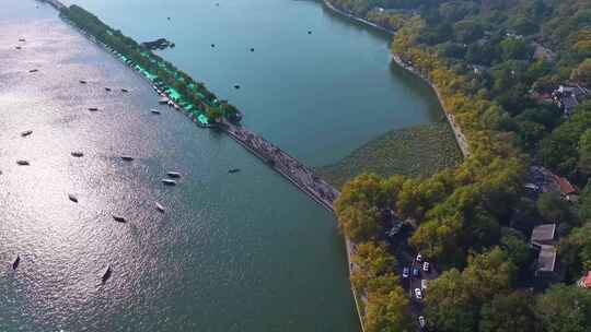 浙江杭州西湖景区断桥残雪风光航拍保俶塔旅视频素材模板下载