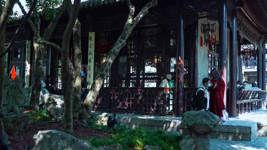 扬州个园景色竹林古风古色建筑旅游盐商老宅