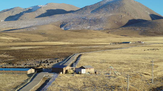 航拍青海西宁高原山脉藏族村落