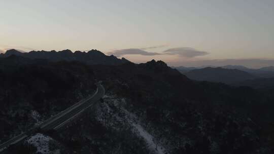 山间马路