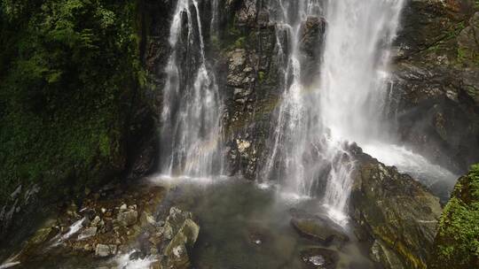 高山泉水溪水流水瀑布