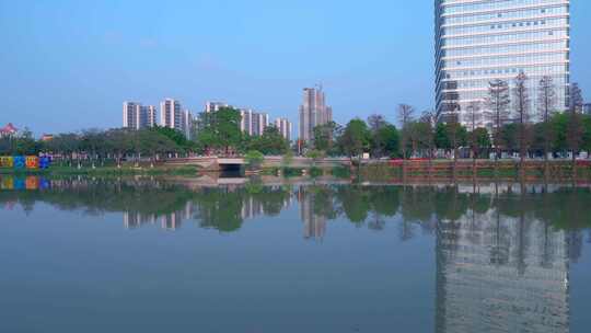 广州南沙蕉门河公园与城市摩天大楼建筑