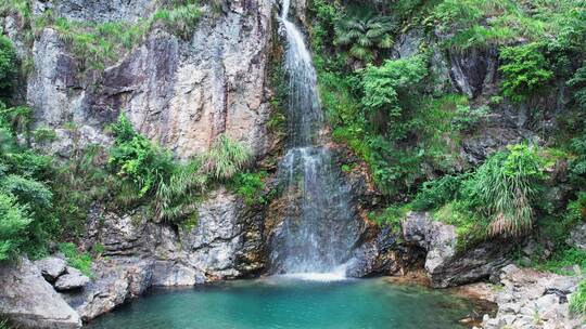 山川瀑布航拍