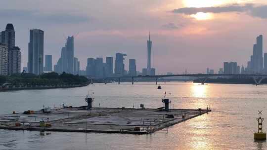 中国广东省广州市海珠区琶洲大桥全景