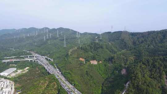 深圳塘朗山南坪快速车流航拍