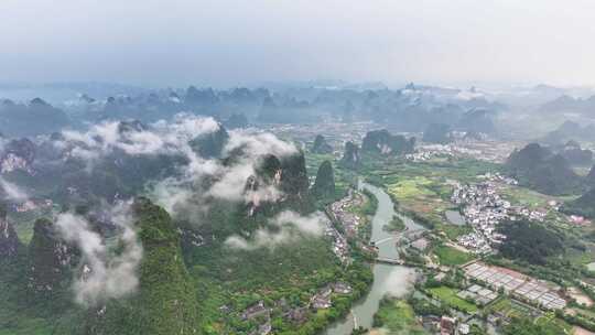 航拍烟雨阳朔遇龙河自然风光