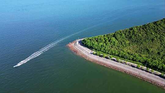 山水相依的海岛风光全景