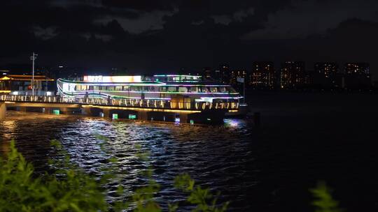 杭州钱塘江夜游滨江码头夜景视频素材模板下载