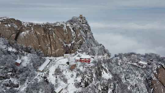 高山雪后云海航拍