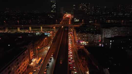 航拍-夜景晚高峰视频素材模板下载