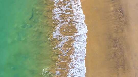 东海大海海边海水海浪沙滩海滩航拍风景唯美