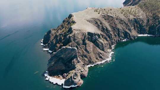 海岸地貌的无人机镜头