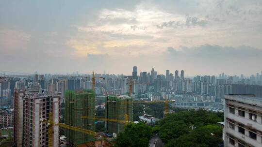 高清航拍蓝天白云丁达尔光天空城市建筑