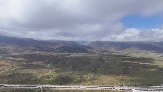 西北巍峨高山祁连山航拍