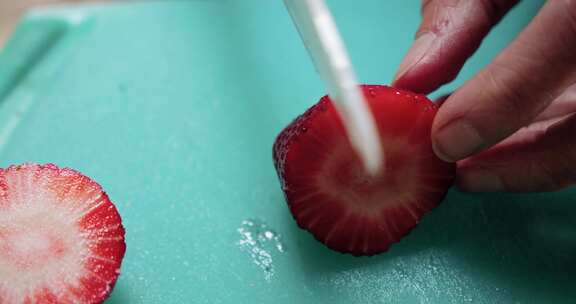 草莓 切开 切水果