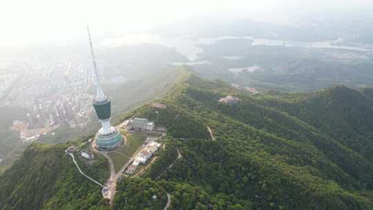 深圳市梧桐山电视塔云海航拍